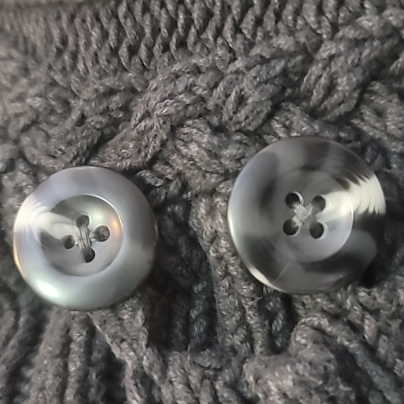 Eddie Bauer navy blue cable knit sweater size large - Picture 13 of 13